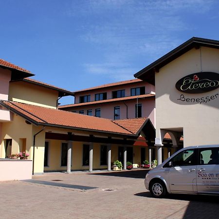 Hotel Scia' On Martin Buscate Esterno foto