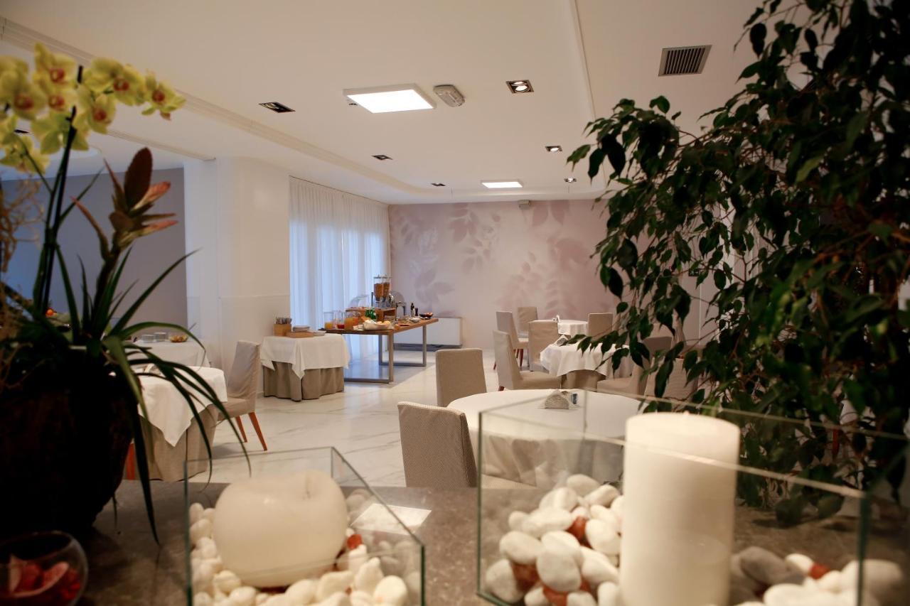 Hotel Scia' On Martin Buscate Esterno foto