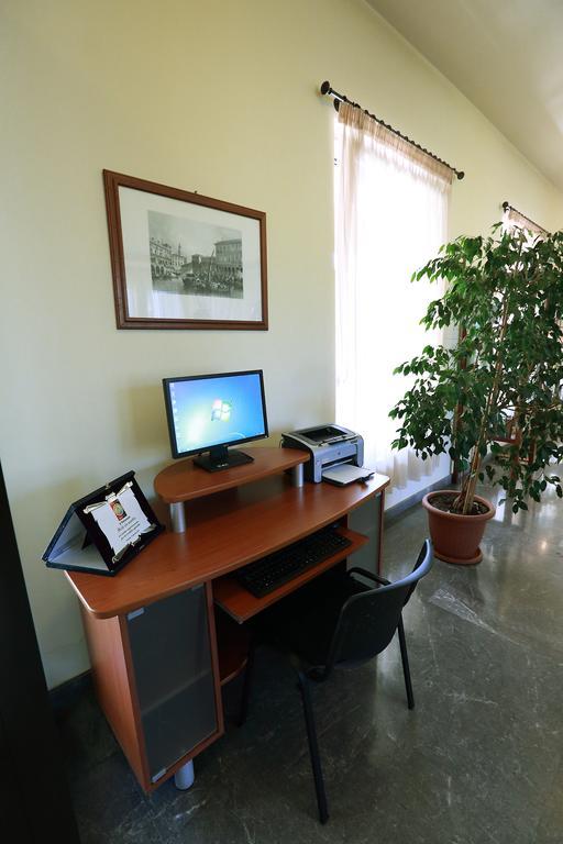 Hotel Scia' On Martin Buscate Esterno foto
